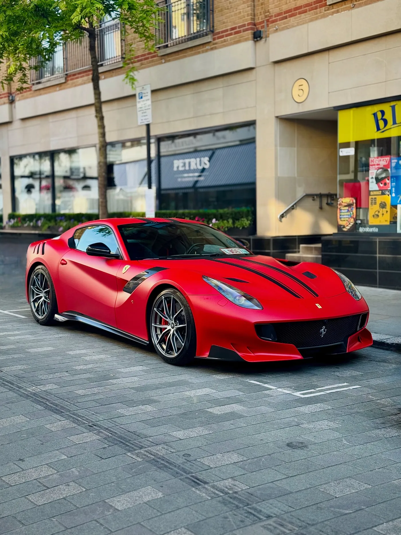 Ferrari F12 TDF